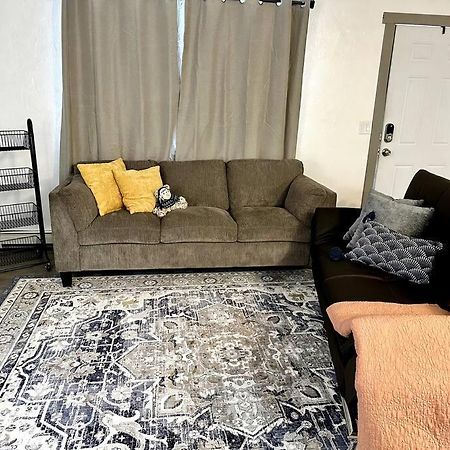 Comfortable 2Br Apt Central Fairbanks Exterior photo
