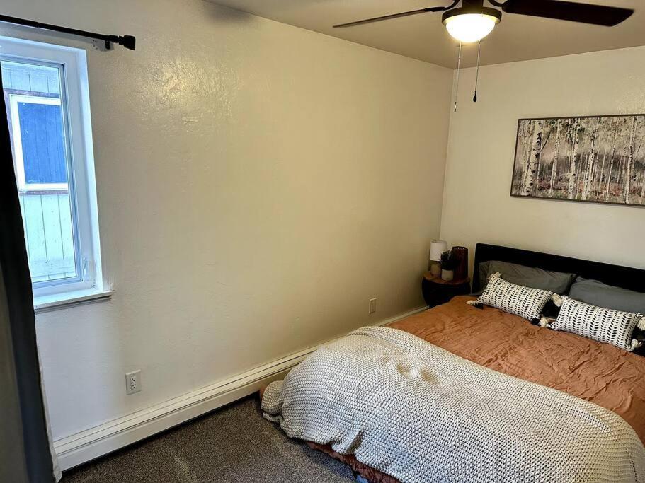 Comfortable 2Br Apt Central Fairbanks Exterior photo